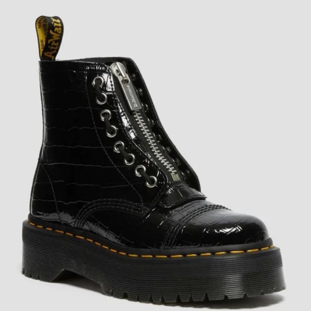 DR. MARTENS - SINCLAIR CROC LEATHER BOOT (BLACK)